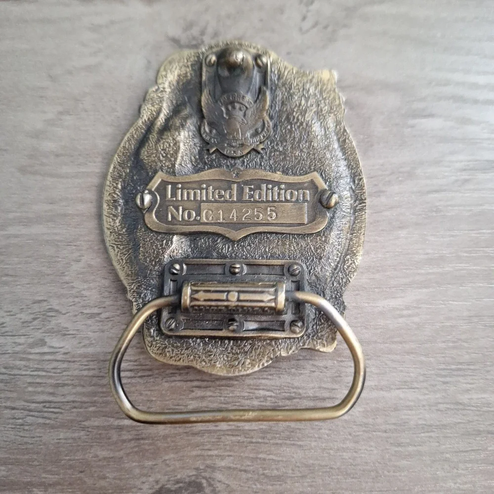Vintage Brass Belt Buckle USA Commemorative 200 years 1787- 1987